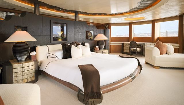 Pelorus yacht for sale 13