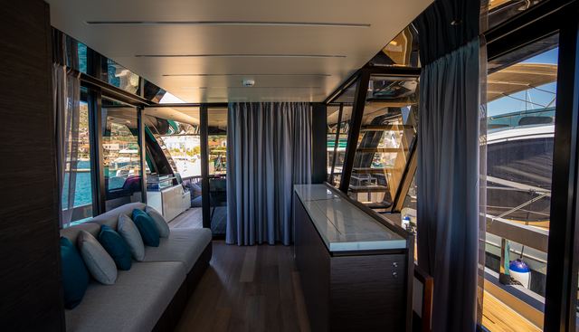 Explorer 62 yacht for sale 7