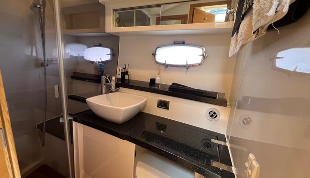 noname yacht for sale 35