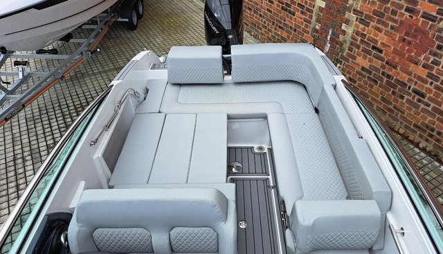 Great Cockpit Layout yacht for sale 23