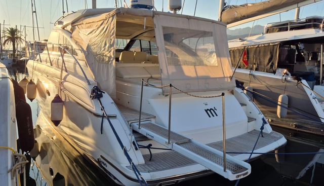 M4 yacht for sale 5