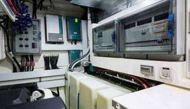 Greyhound yacht for sale 77