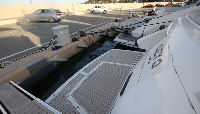 SUZY Q yacht for sale 17