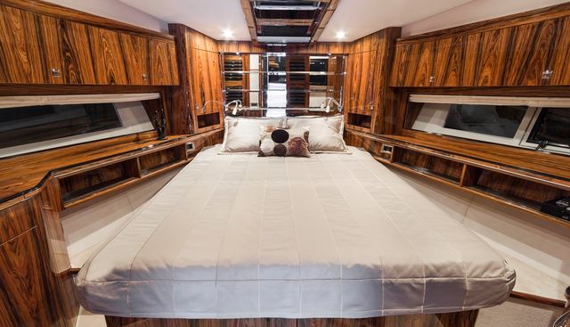 Galeon 550 yacht for sale 20