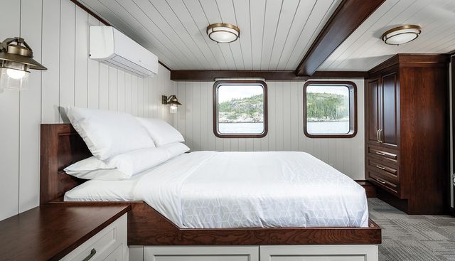 Anne S Pierce yacht for sale 23