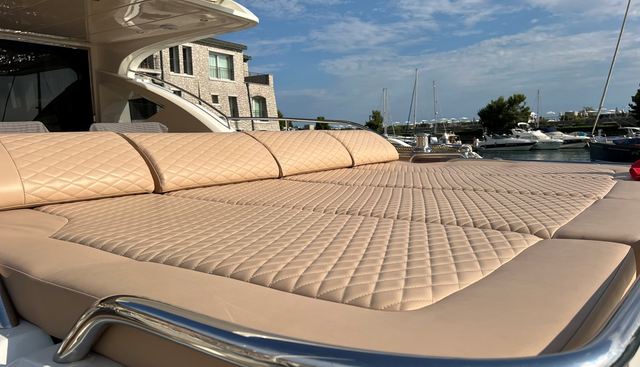 LAGUNA I yacht for sale 12