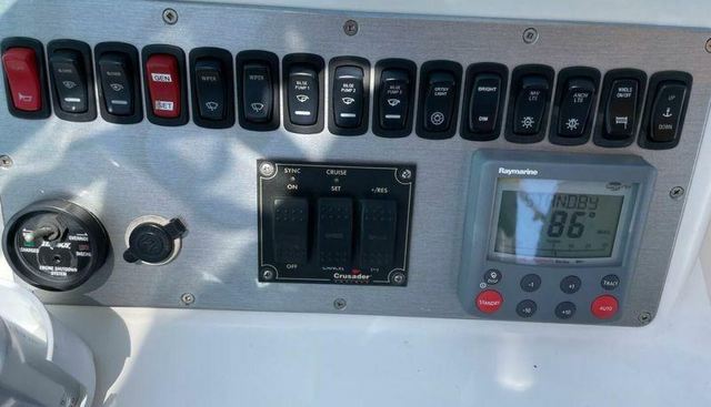 MJM Grand yacht for sale 24