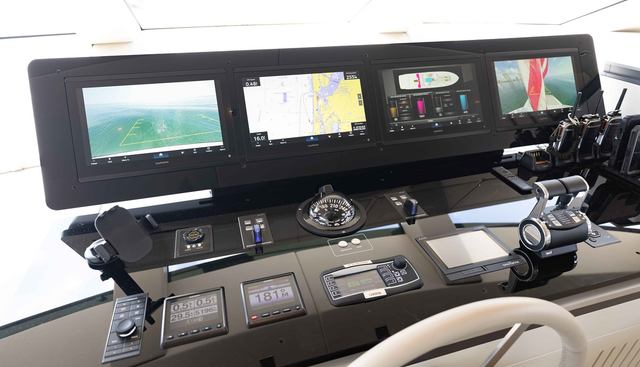 CHAMELEON yacht for sale 60