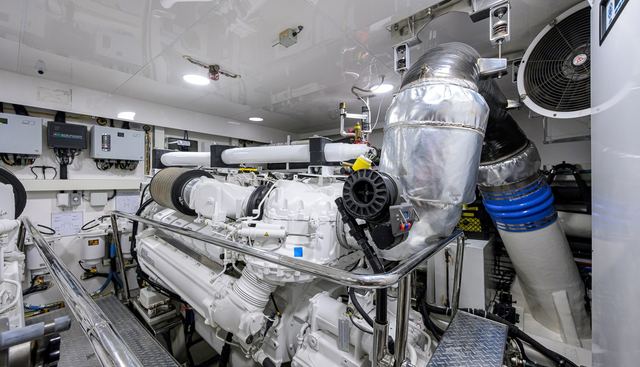 CHINDON yacht for sale 75