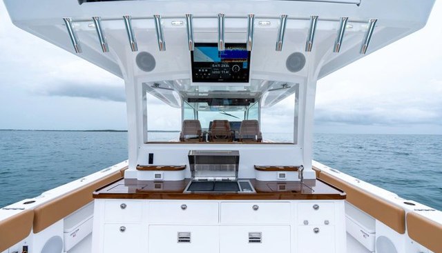 DEALER DEMO yacht for sale 14