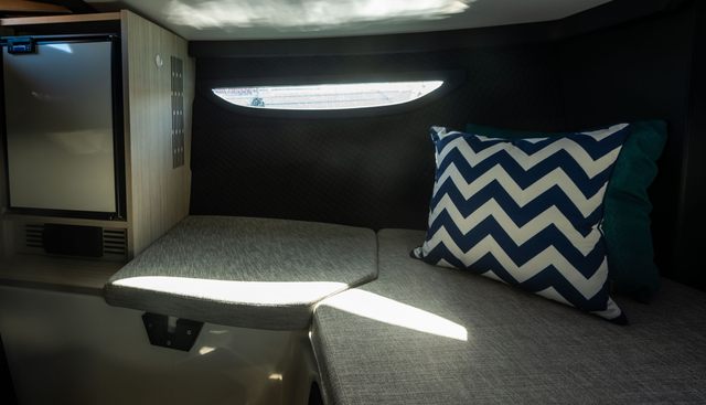 BOBO 8 yacht for sale 25