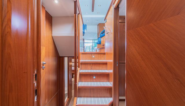noname yacht for sale 27