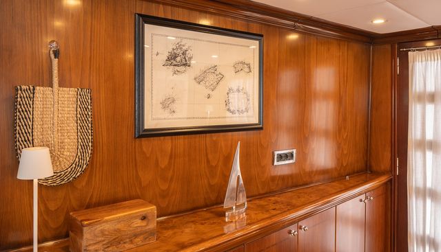 BLACK PEPPER yacht for sale 18