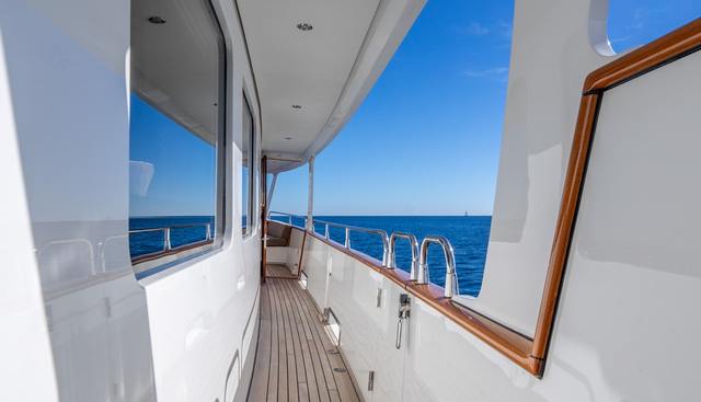SULTANA yacht for sale 13