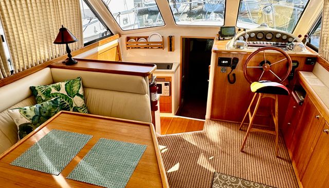 Walkabout yacht for sale 12