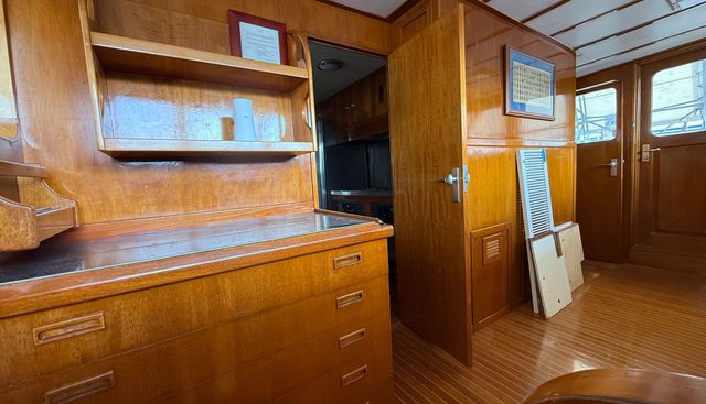 Orion yacht for sale 33