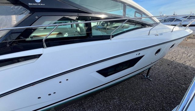 noname yacht for sale 8
