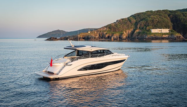 V55132 yacht for sale 7