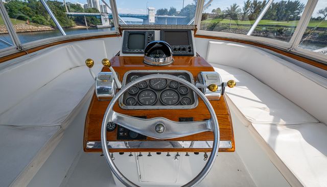 ABLE HAND yacht for sale 13