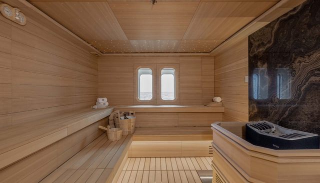 ENERGY yacht for sale 44