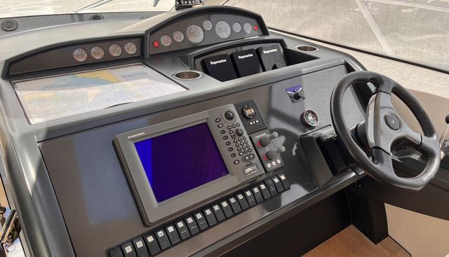 Sancerre yacht for sale 9