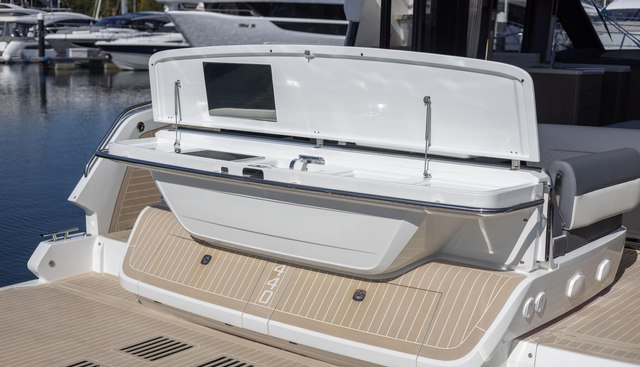 GN440FLY-016 yacht for sale 20