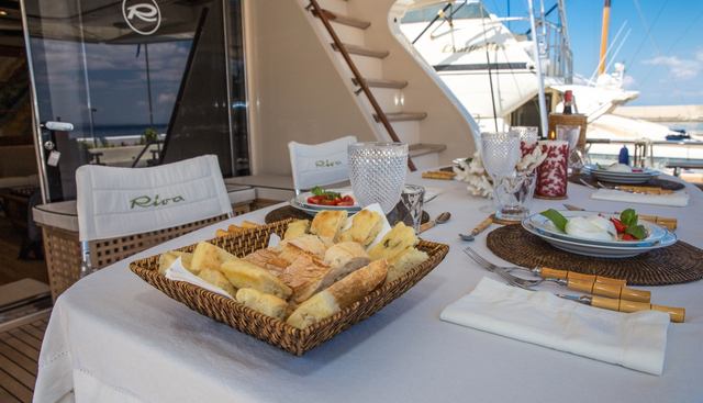 Zia Canaia yacht for sale 27