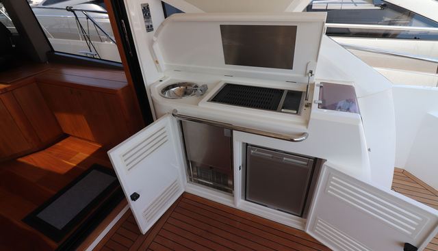 C yacht for sale 8