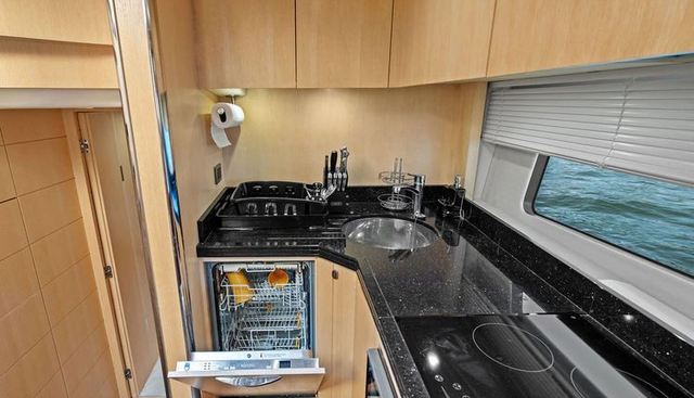 MISS INGRID yacht for sale 42