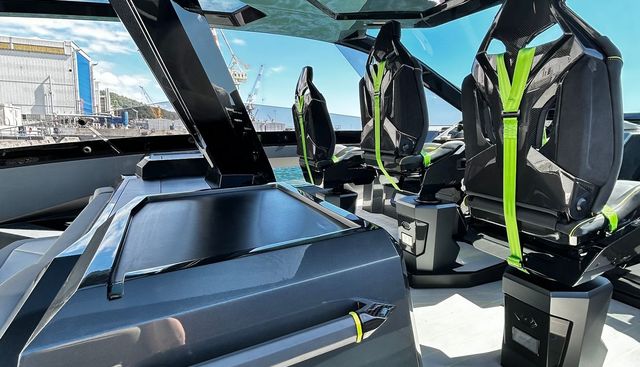 Lamborghini 63 yacht for sale 35