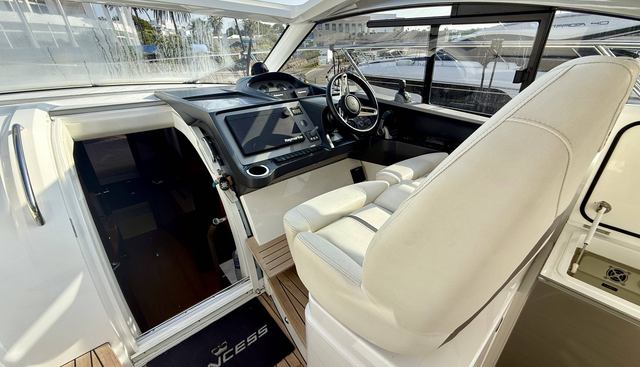 noname yacht for sale 9