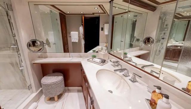 Seahawk yacht for sale 222