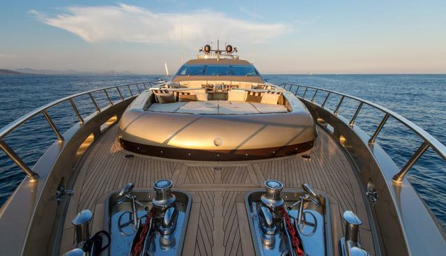 Genesis yacht for sale 22