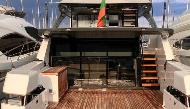 MIDNIGHT BLUE I yacht for sale 4