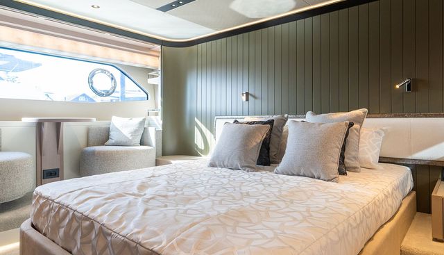 3102668 yacht for sale 3