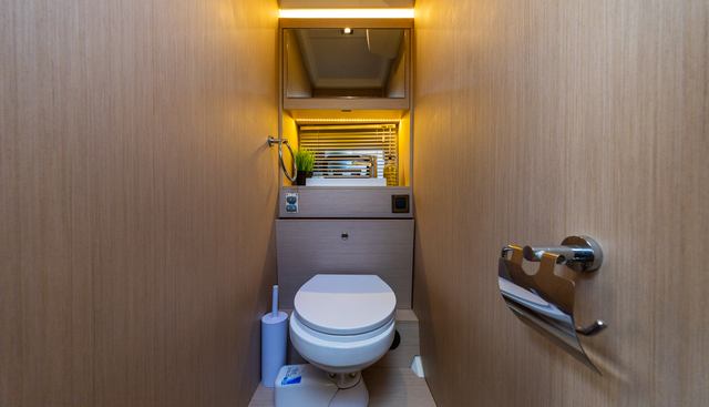 noname yacht for sale 14