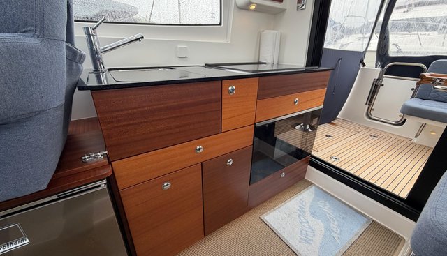 noname yacht for sale 10