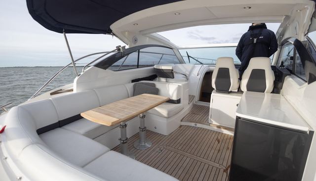 Viola III yacht for sale 38