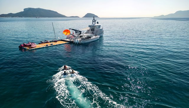 SHADOW yacht for sale 14