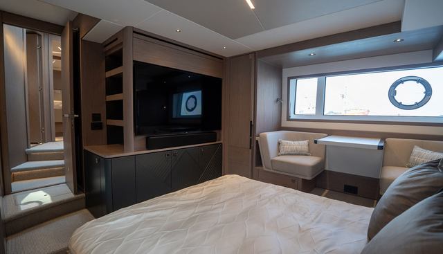 4142455 yacht for sale 28