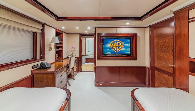 BELLA yacht for sale 22