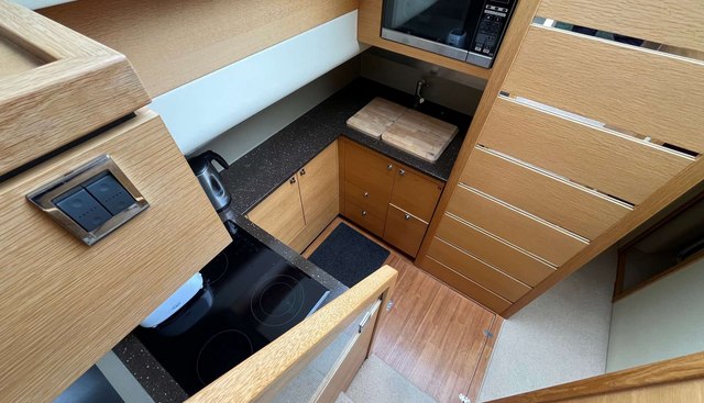 noname yacht for sale 37