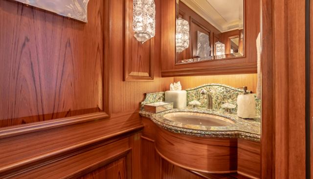 Shadowl yacht for sale 18