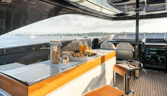 ELYSIUM I yacht for sale 10