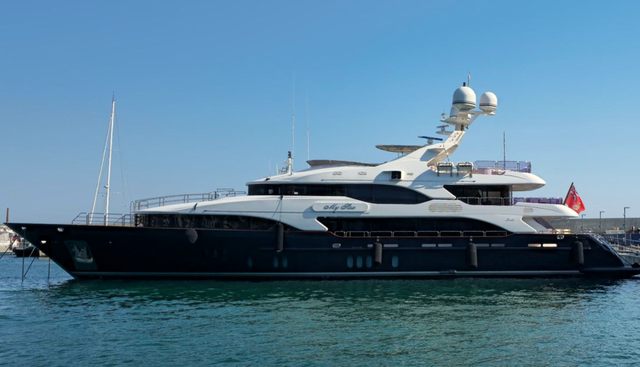 My Sisa yacht for sale 2