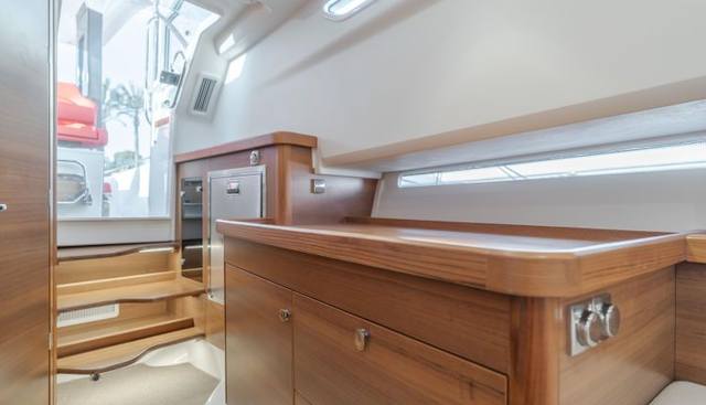 Intrepid yacht for sale 4