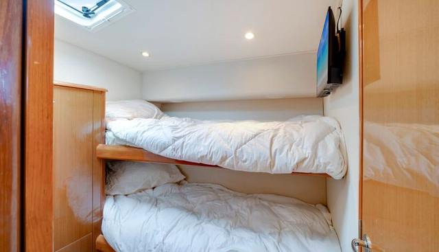 AMANTE yacht for sale 30