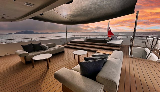 Akula yacht for sale 17