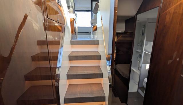 Seakeeper Gyro yacht for sale 38