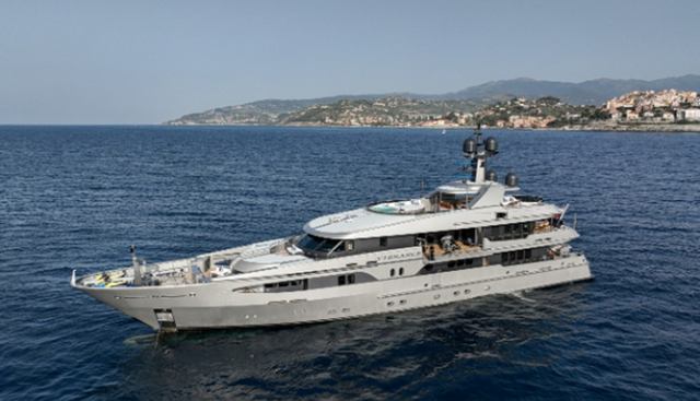 VIBRANCE yacht for sale 8